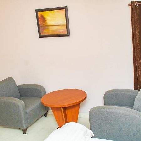 Denis Hotel Abuja Mobushipe Eksteriør billede