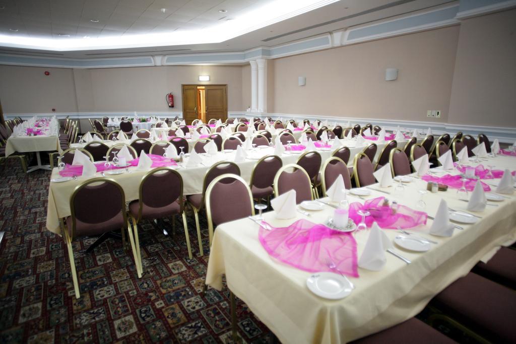 Denis Hotel Abuja Mobushipe Eksteriør billede