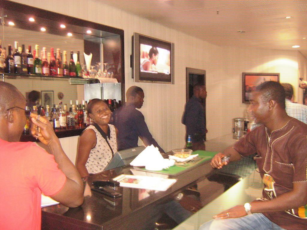 Denis Hotel Abuja Mobushipe Eksteriør billede