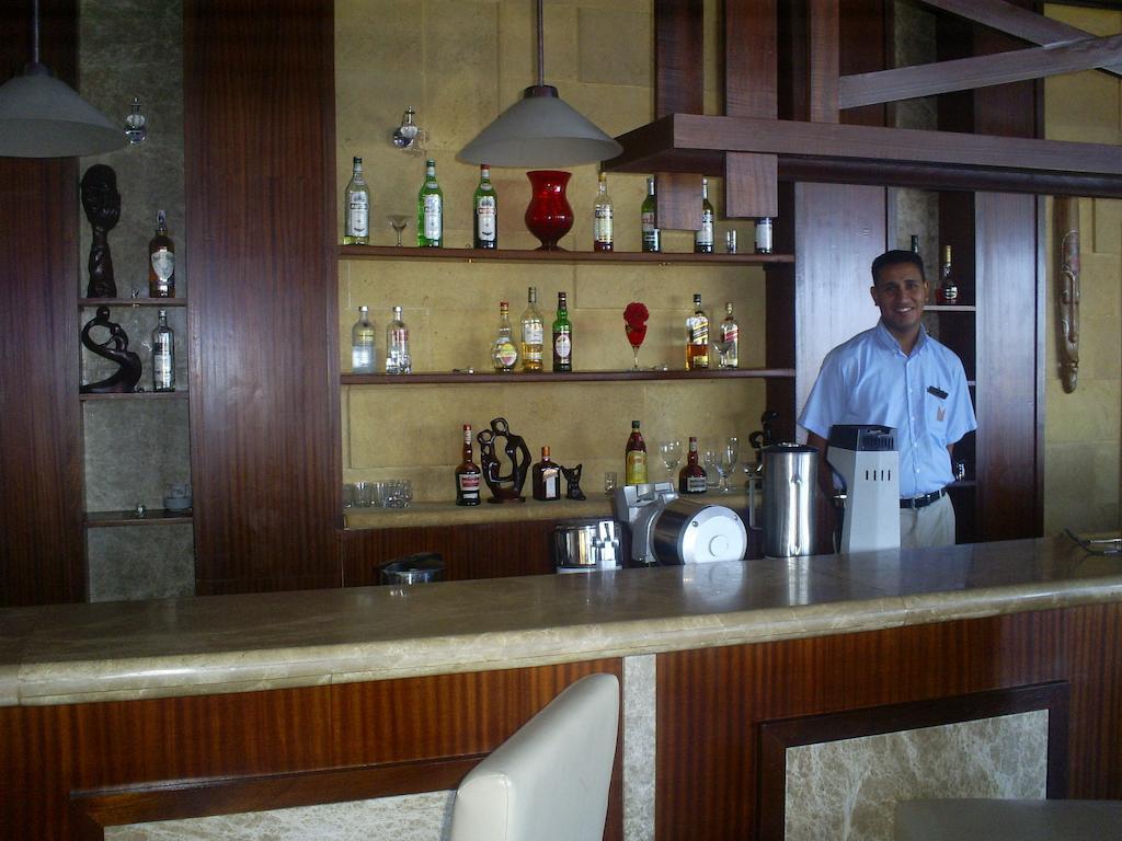 Denis Hotel Abuja Mobushipe Eksteriør billede