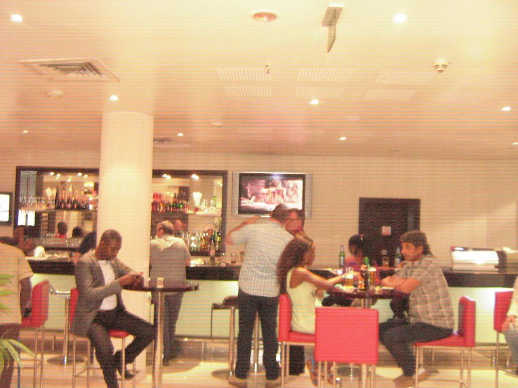 Denis Hotel Abuja Mobushipe Eksteriør billede