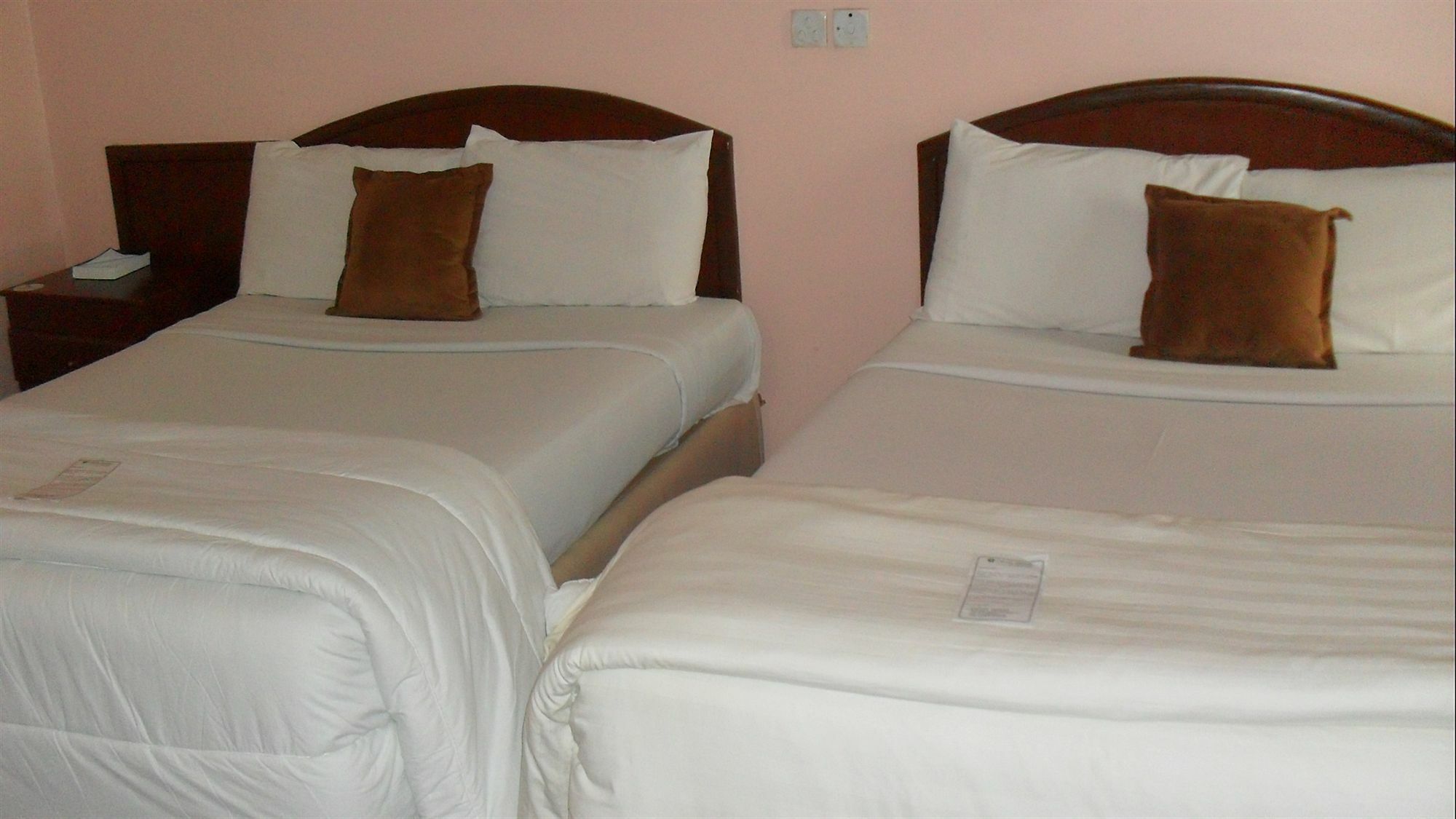 Denis Hotel Abuja Mobushipe Eksteriør billede